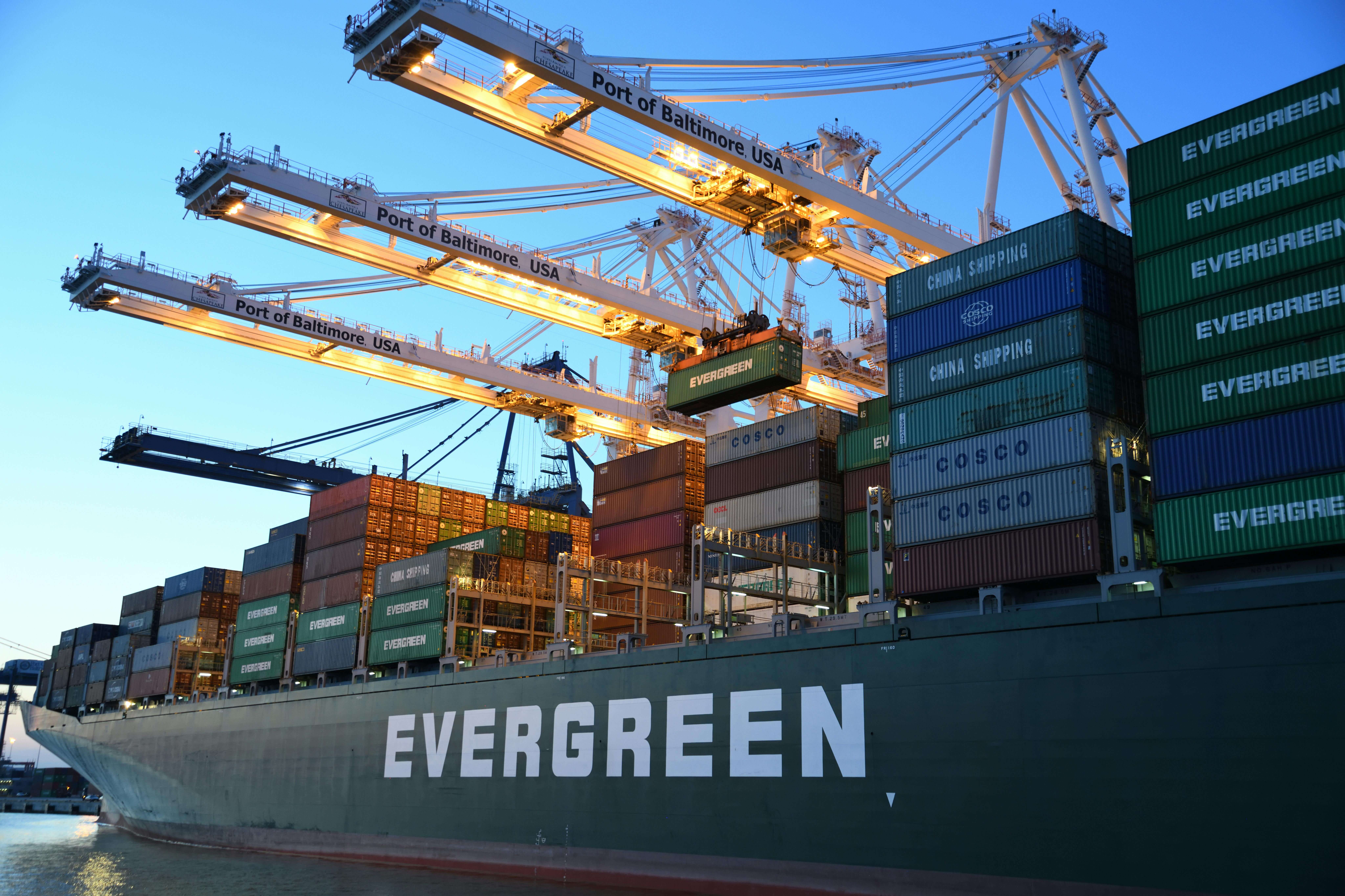 courier vs cargo: to explain what is cargo.